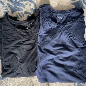 2 Universal Standard Short Sleeve and Navy Medium